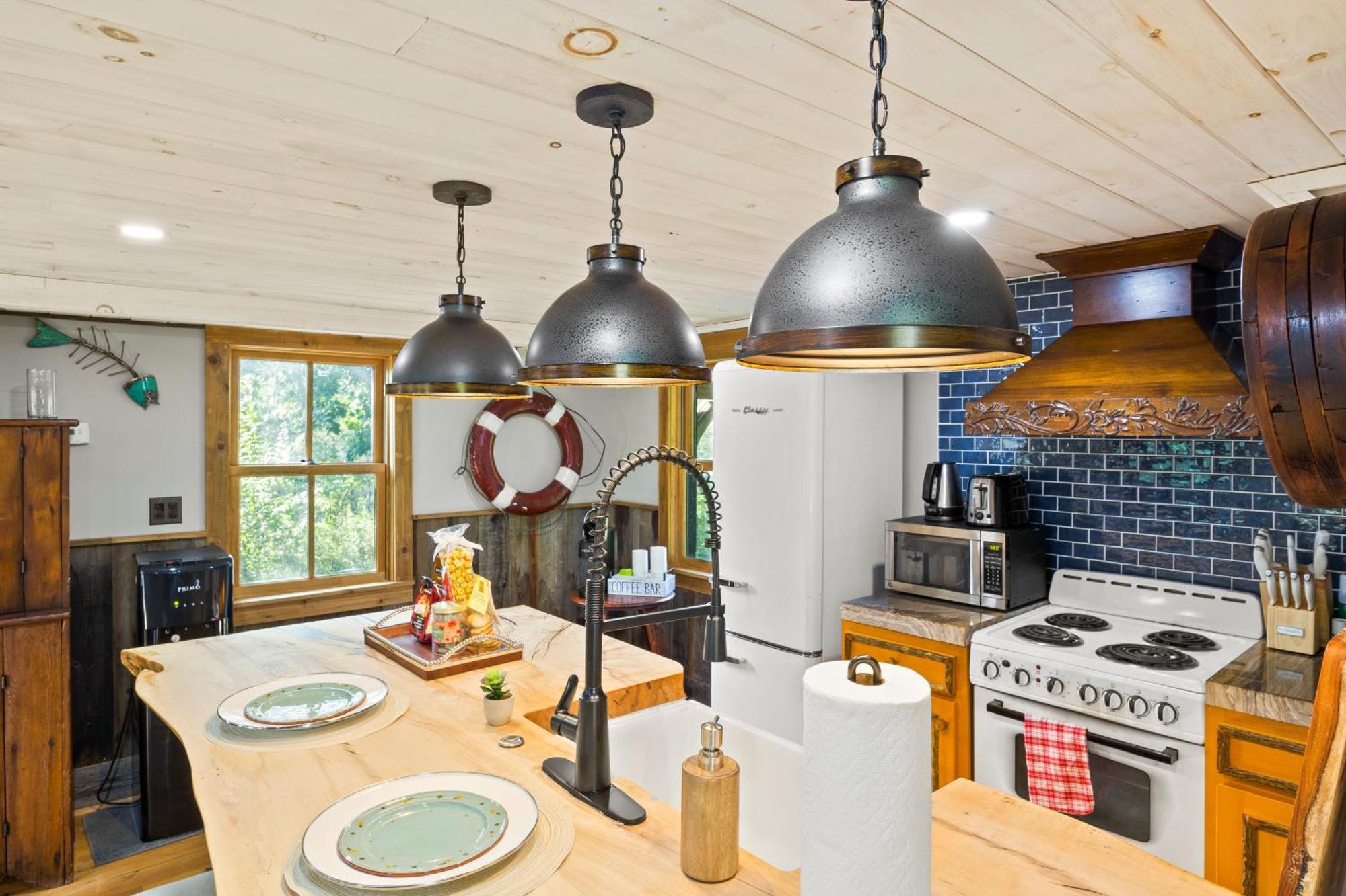 Cozy Two Bedroom Home On Canandaigua Lake Rushville Exterior foto